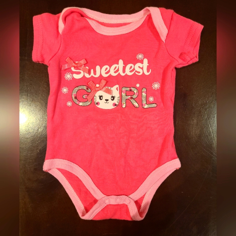 🌟5/$25 Sweetest Girl Onesie Size 0-3 Months